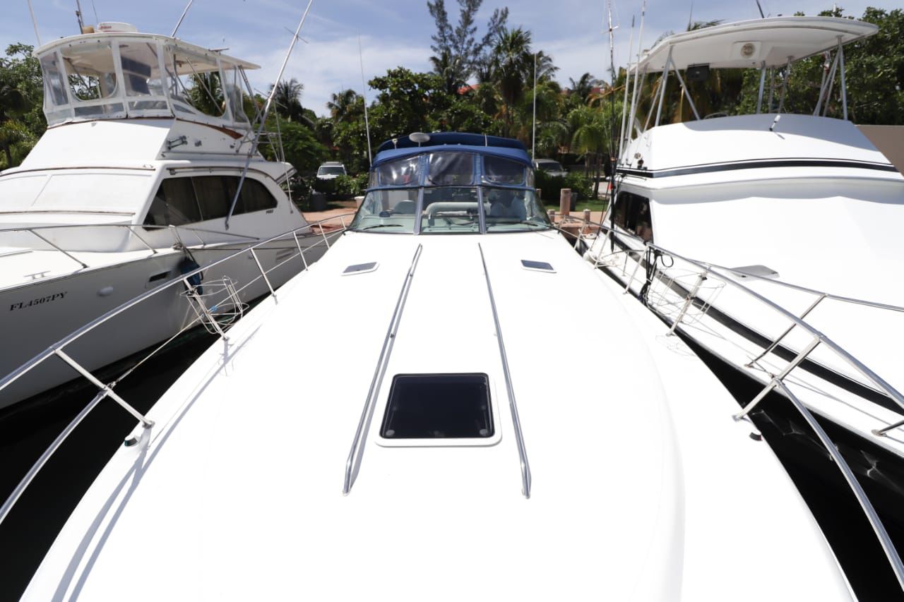 42 ft. Sea Ray Sundancer 7