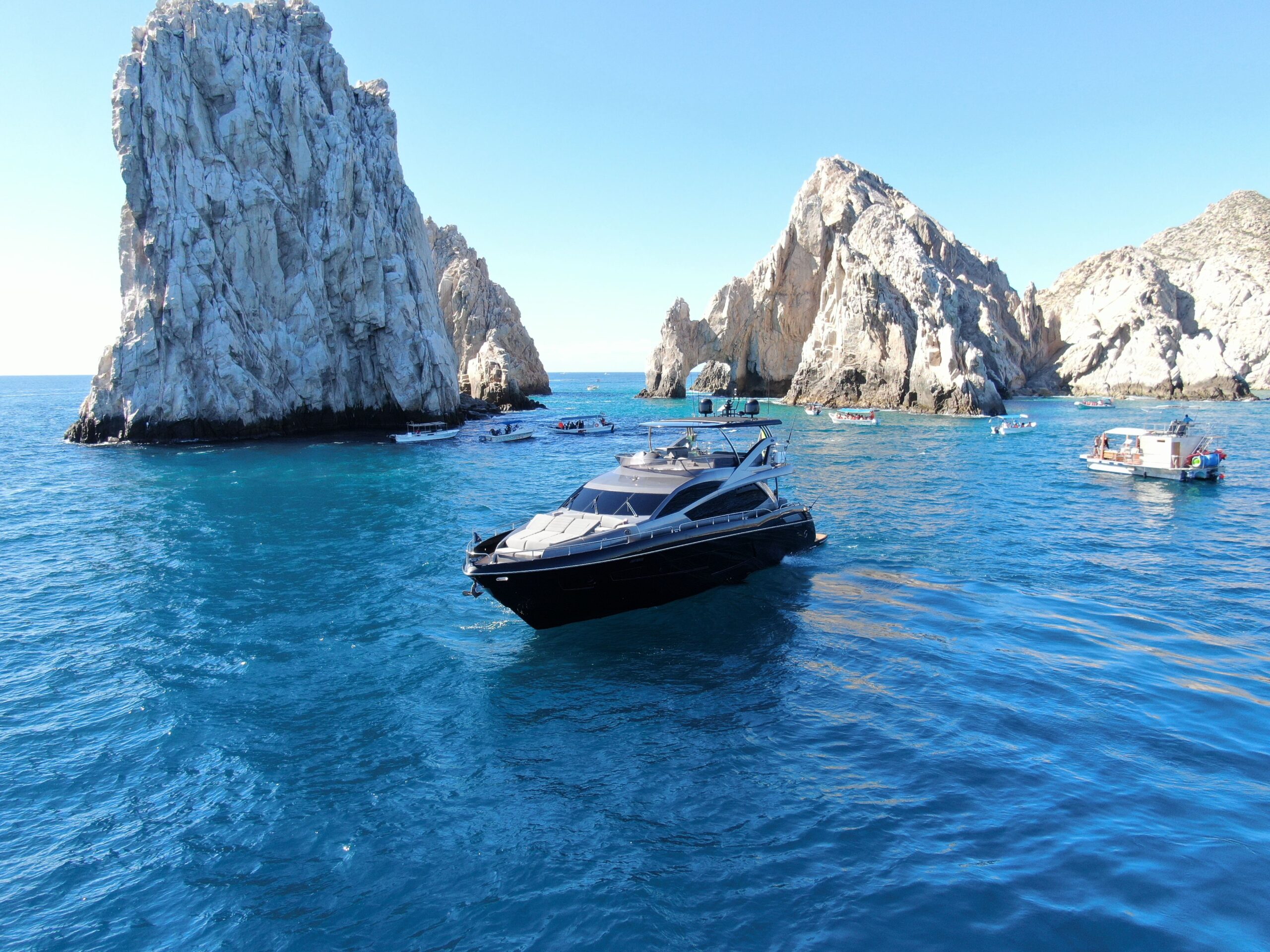 80 ft Sunseeker Flybridge (3)