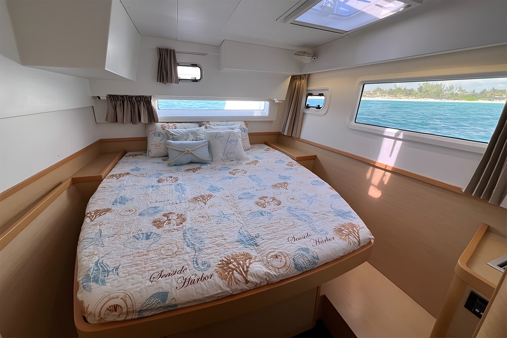 Catamaran Lagoon 42 Ft 2018 ALL INCLUSIVE (12)