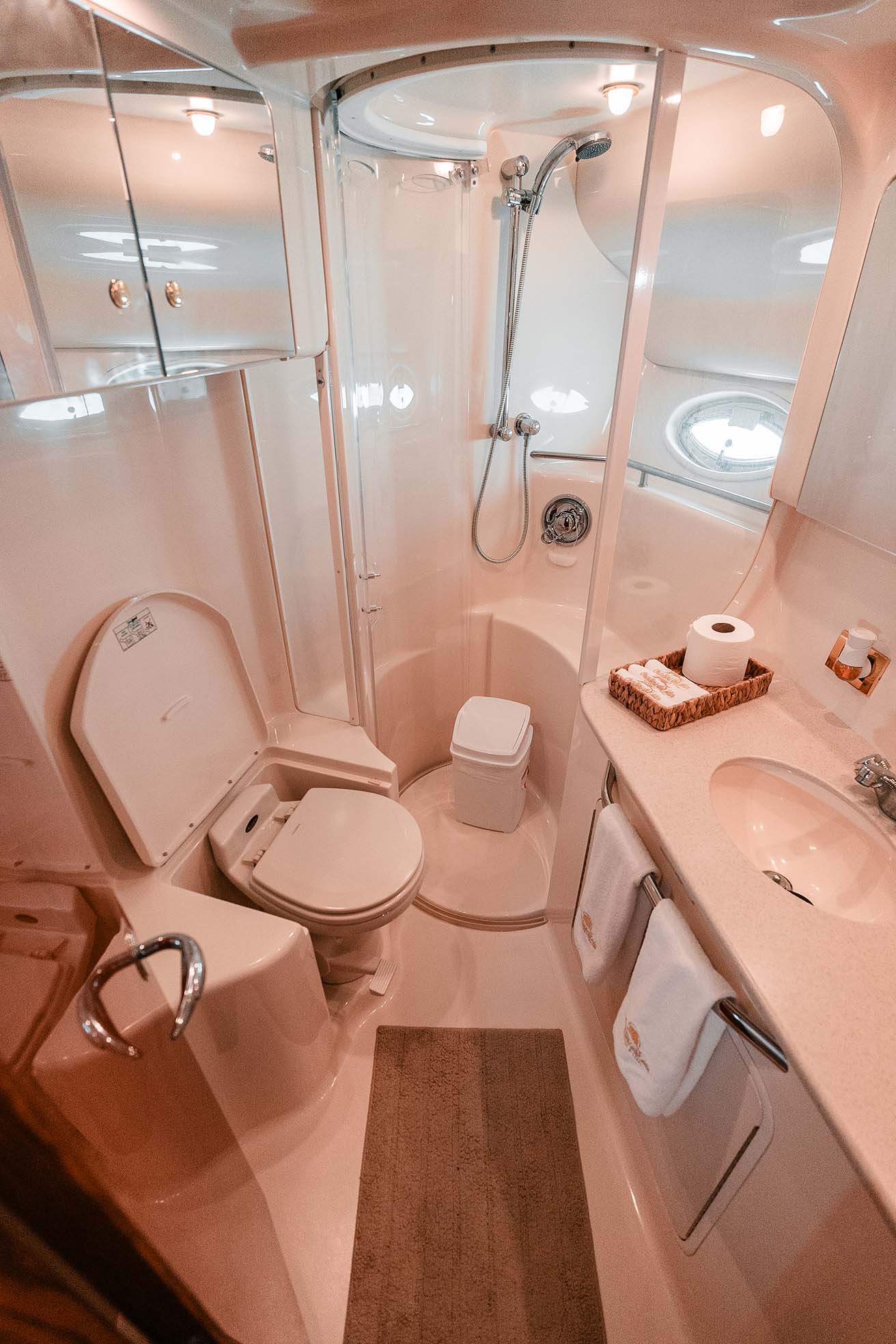 Sea Ray Flybridge 50ft 30.JPG@0,5x